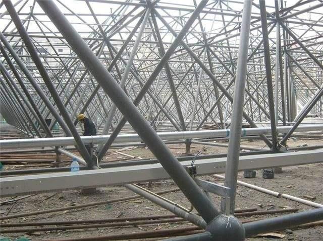 钟祥盘点螺栓球网架对选材方面的4点要求